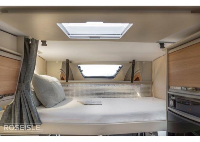 Double Bed - Classe I SG - Motorhome Hire Portugal